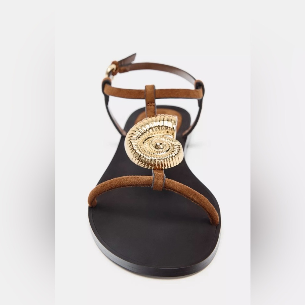 ZARA FLAT SANDALS WITH METALLIC TRIM
Color: BROWN * Size: 6.5